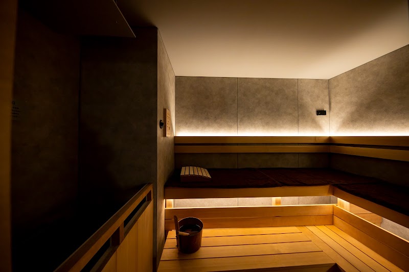 アカサカサウナ