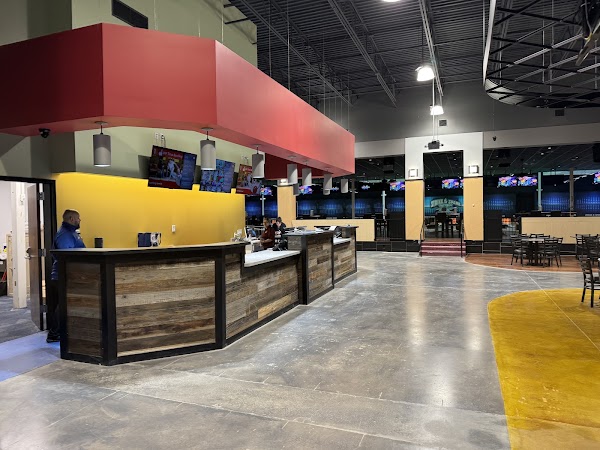 STRIKE & SPARE J-TOWN exterior