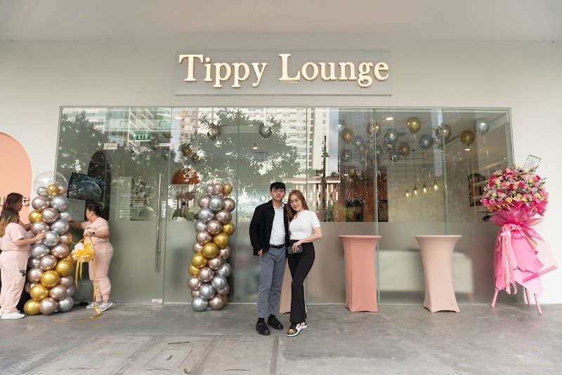 Tippy Lounge