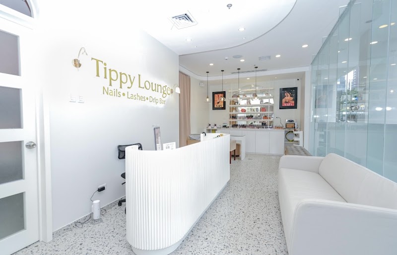 Tippy Lounge