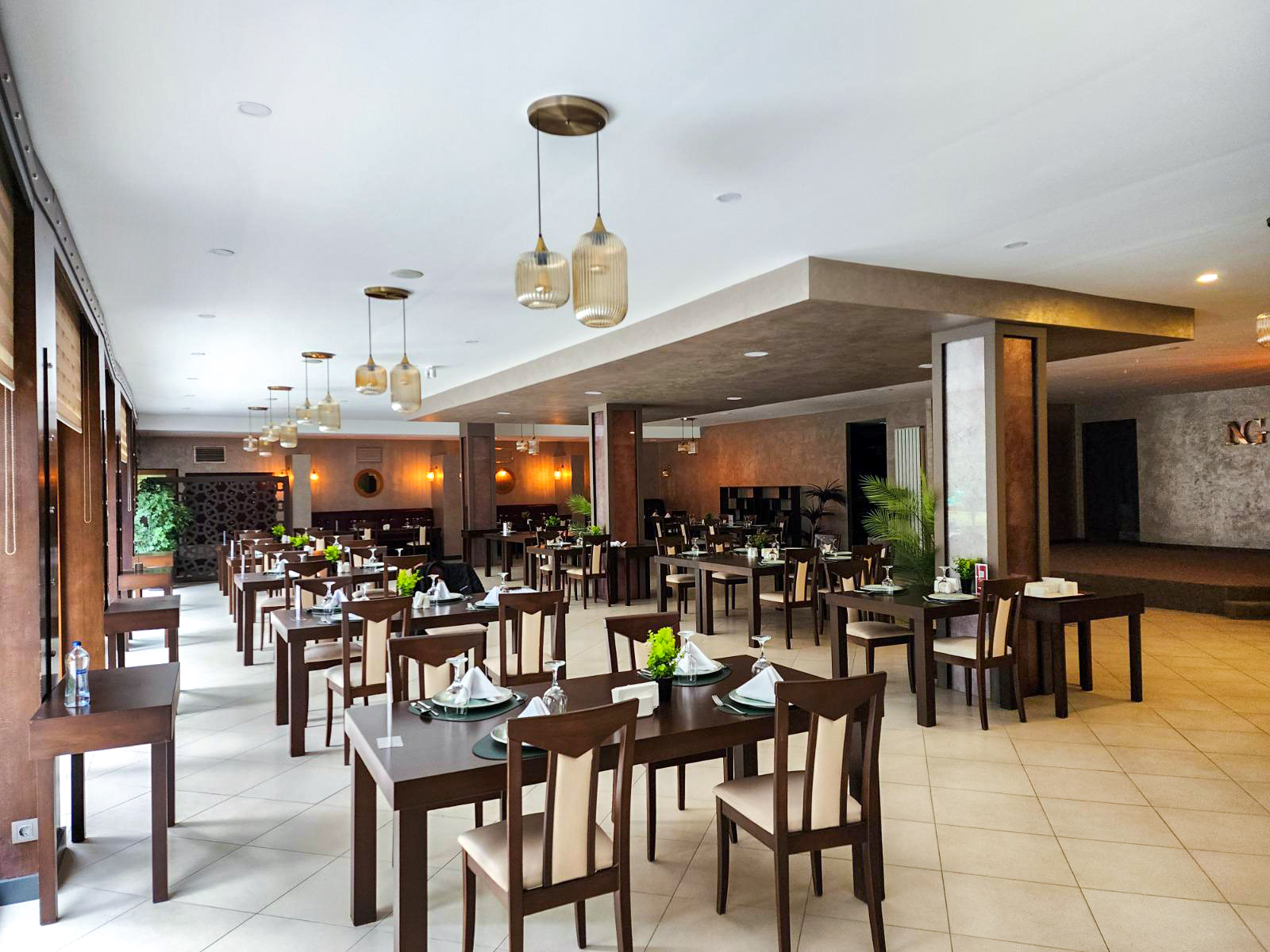 Saklı Dünya Restoran mekanı