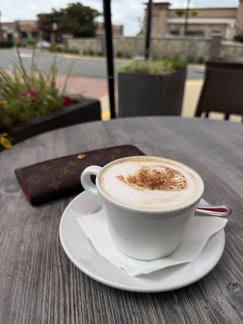 Trummer's Coffee and Wine Bar photo 3