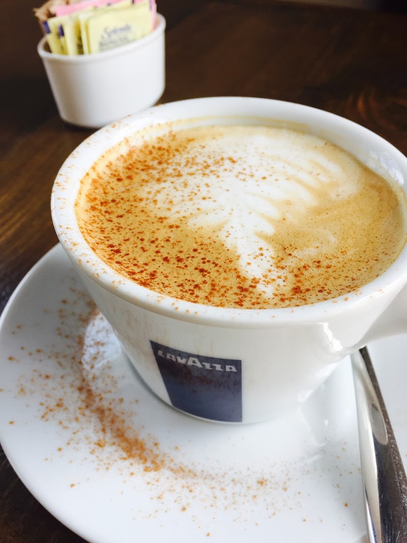 Trummer's Coffee and Wine Bar photo 2