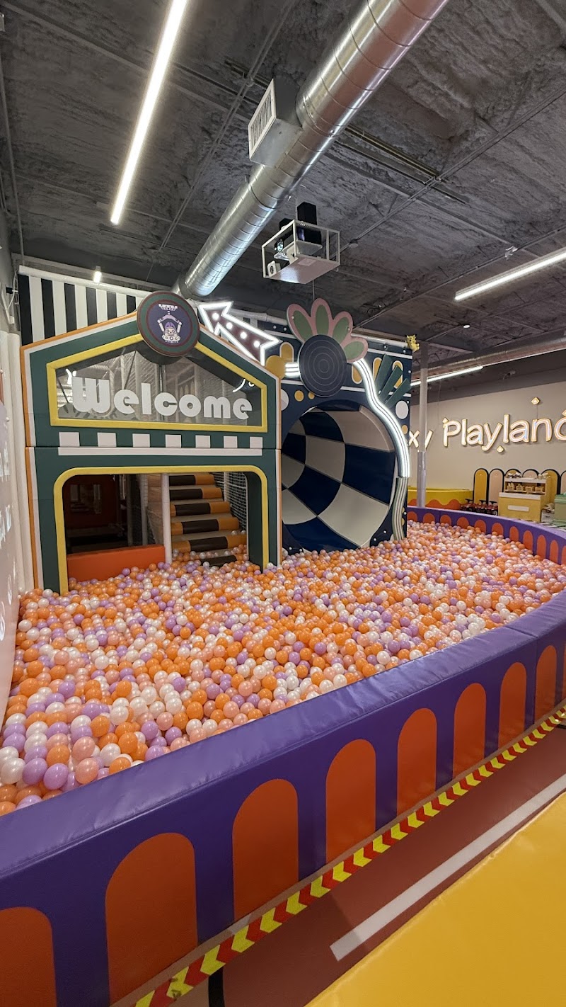 Galaxy Playland photo 3