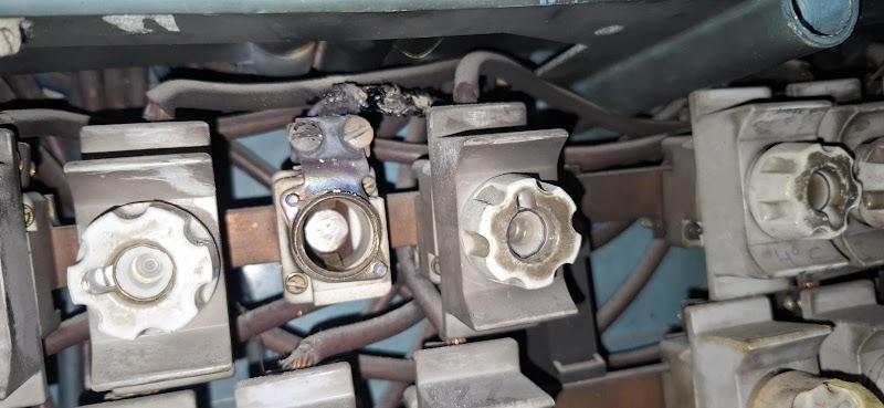 Electricistas Vigo | Urgencias e Instalaciones photo 3