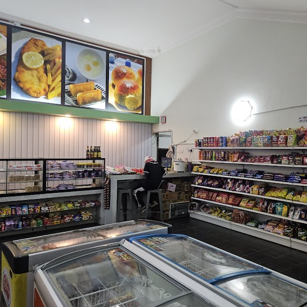 Youth Park Cafeteria - Photo 1