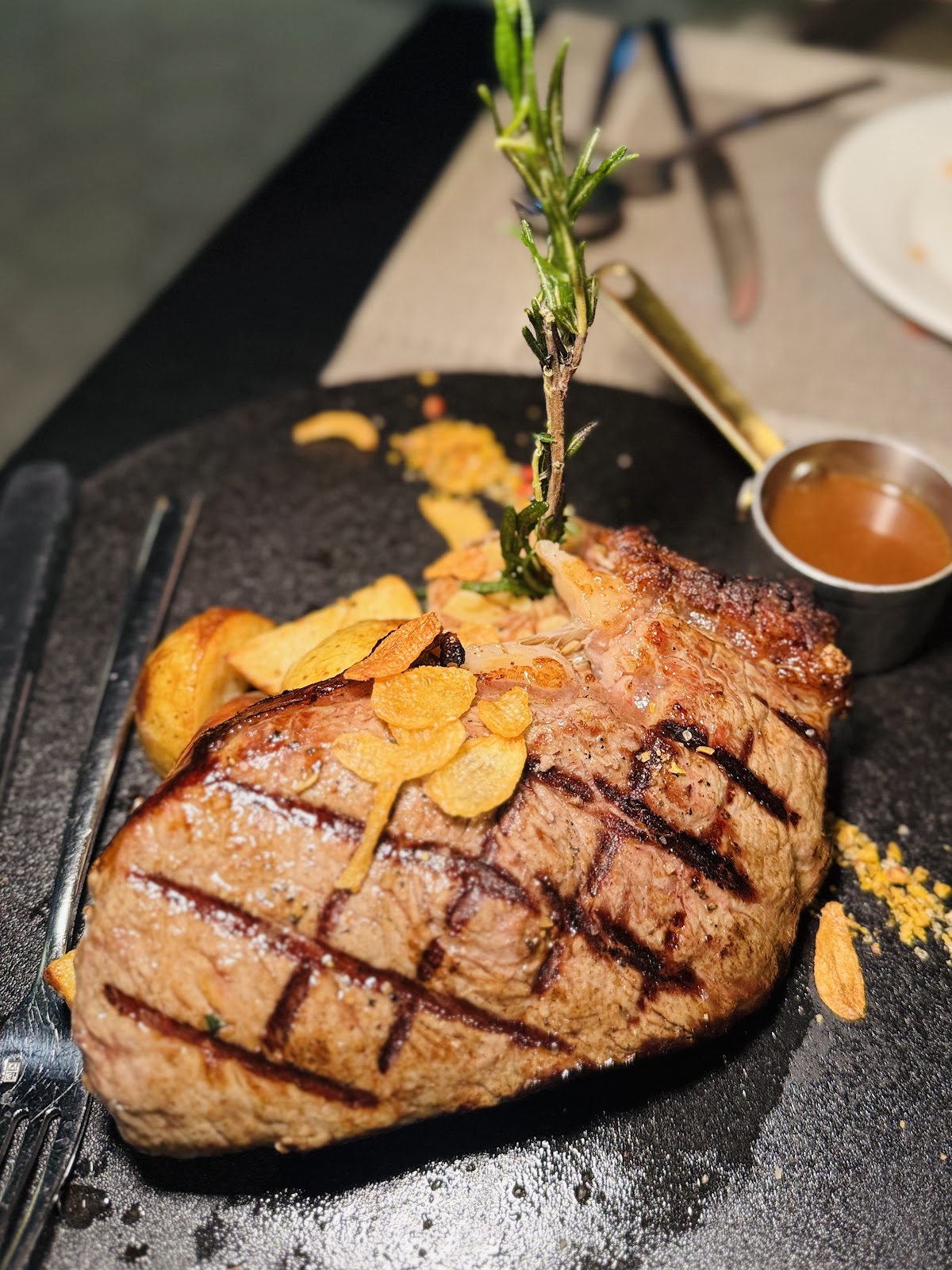 LAB EAT Restaurant & Bar photo 5