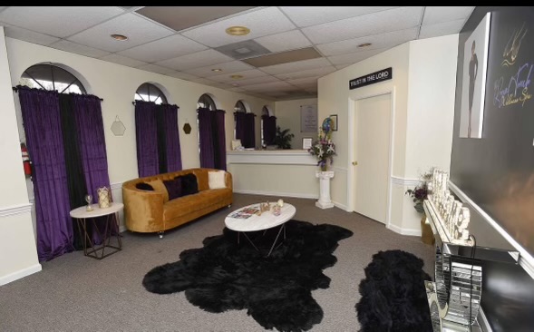 Royal Touch Massage & spa