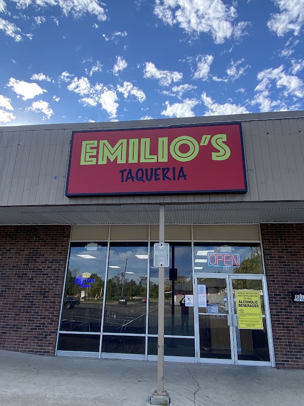 EMILIOS TAQUERIA exterior