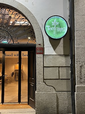 Terrassa Honest Food Amarante