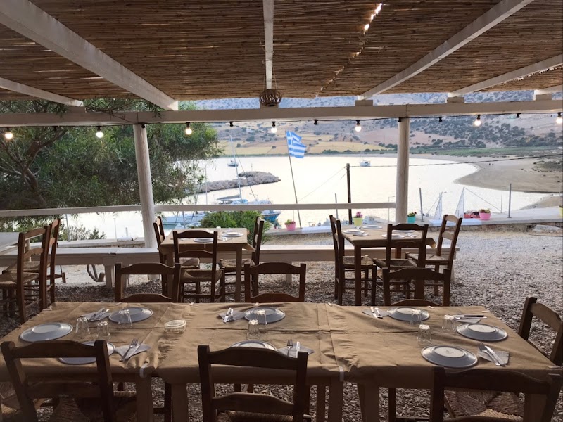 Traditional Tavern Skampelas - BBQ