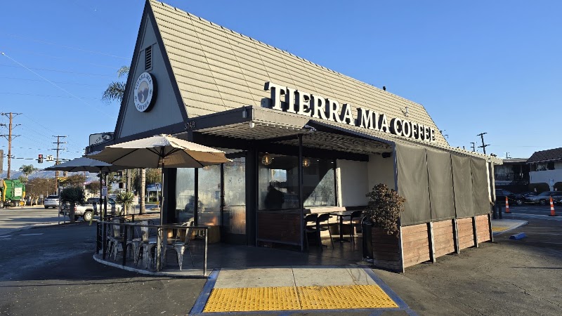 Tierra Mia Coffee Drive Thru photo 4