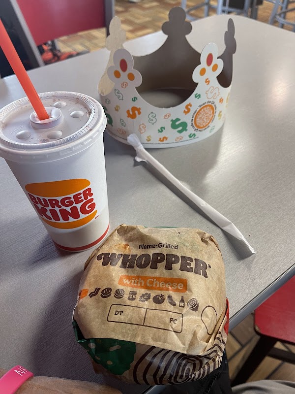 Photo by Gabol Gavialis