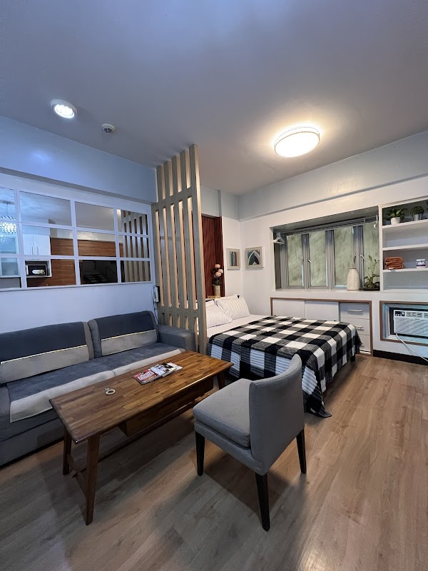 Vista Ermano Mckinley taguig BGC Staycation