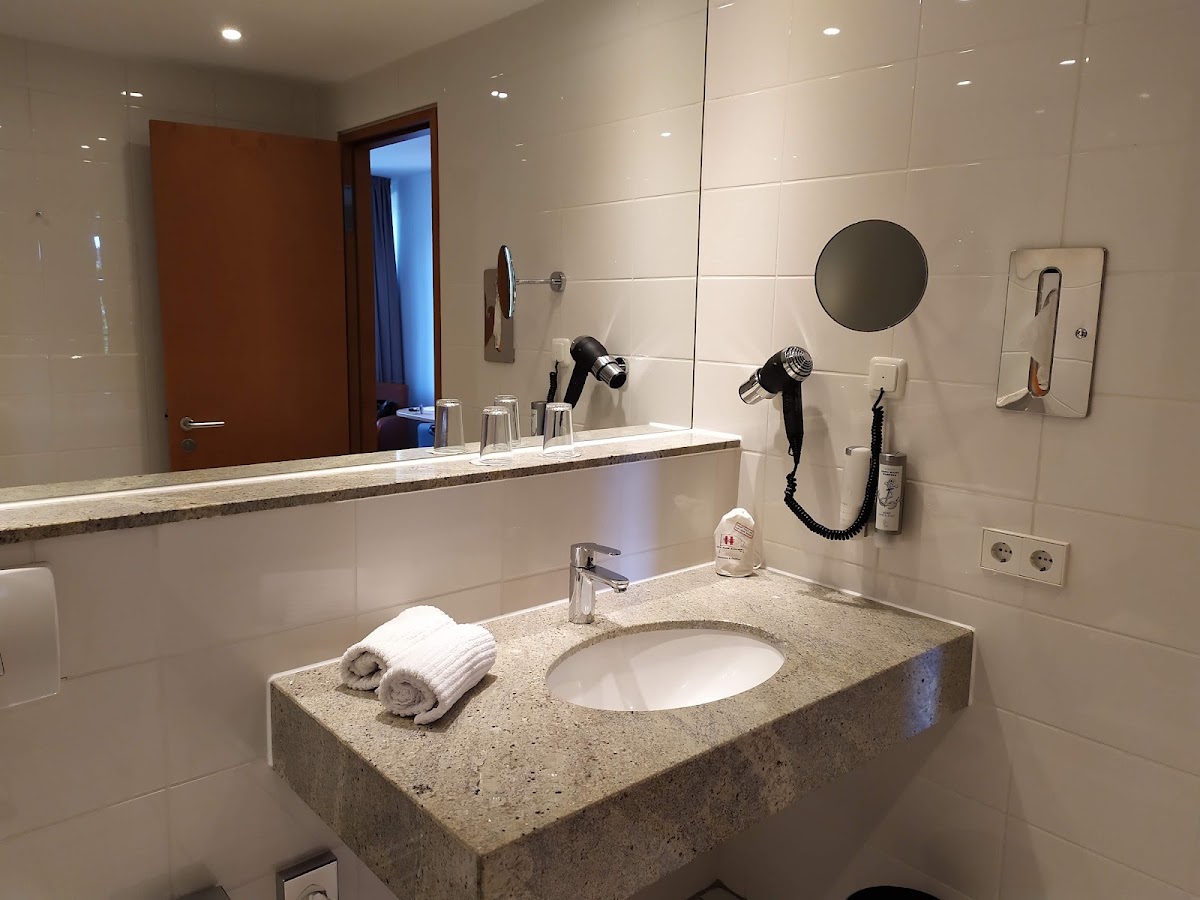 Hotel Hafen Hamburg, dog-friendly hotel, photo 2