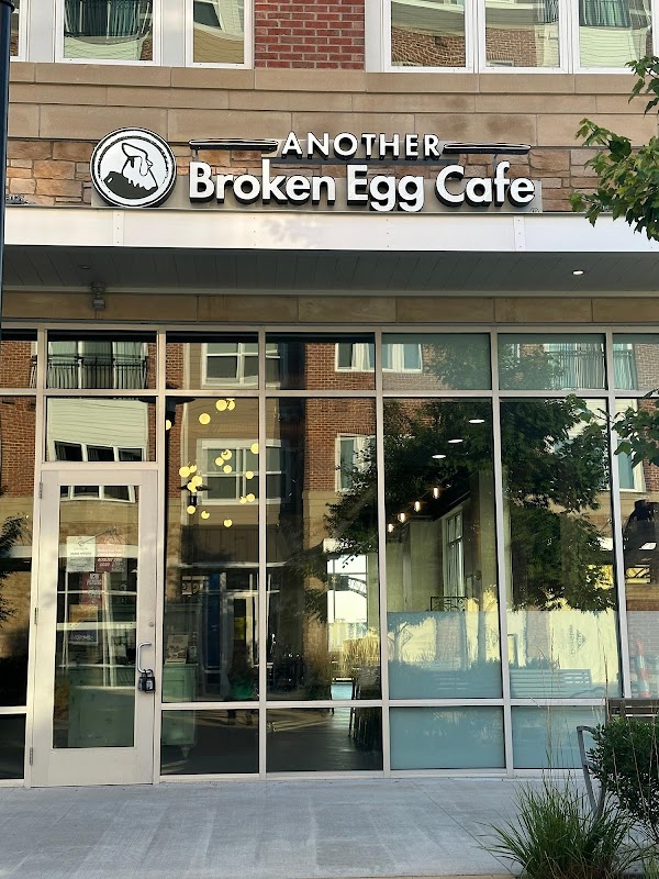 Another Broken Egg Cafe
