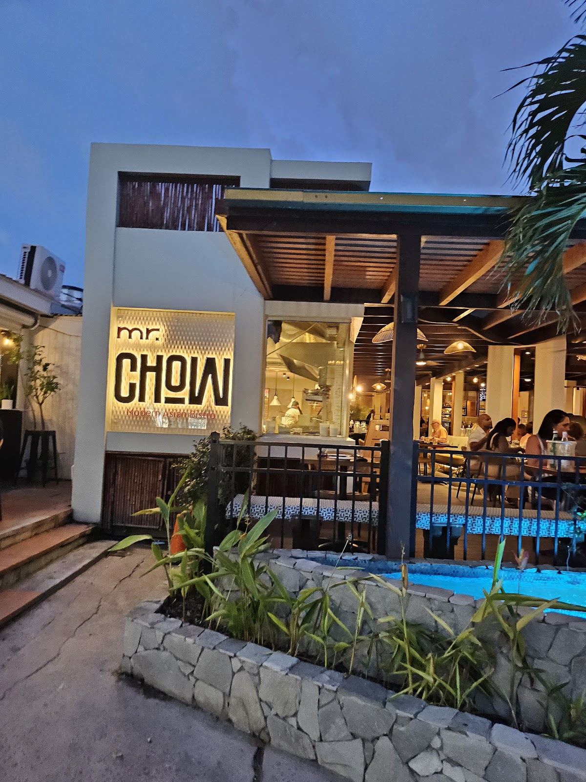 Mr Chow in st-martin