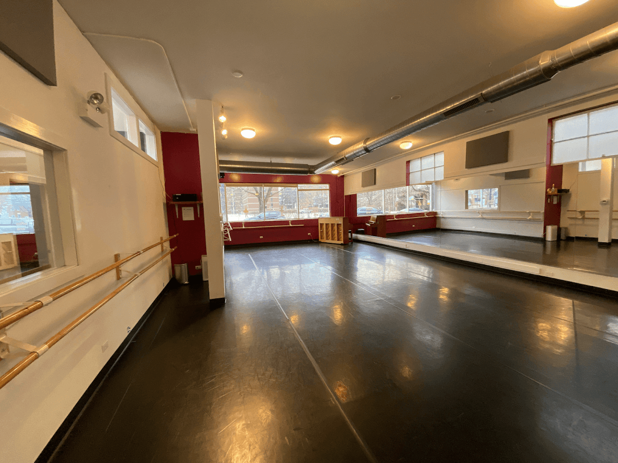 Latin Street Music & Dancing Studio