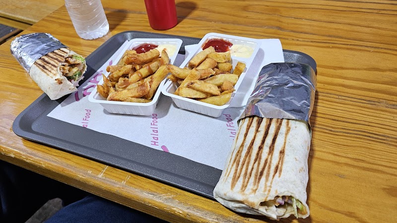 Dana Halal Food photo 2