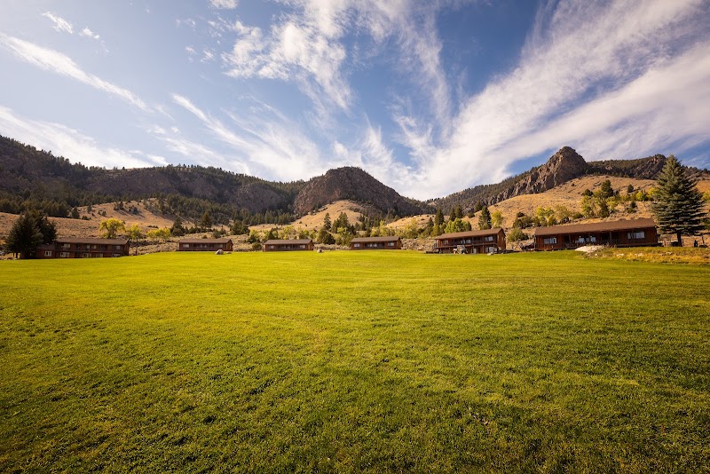 Twin Peaks Guest Ranch - Photo 1