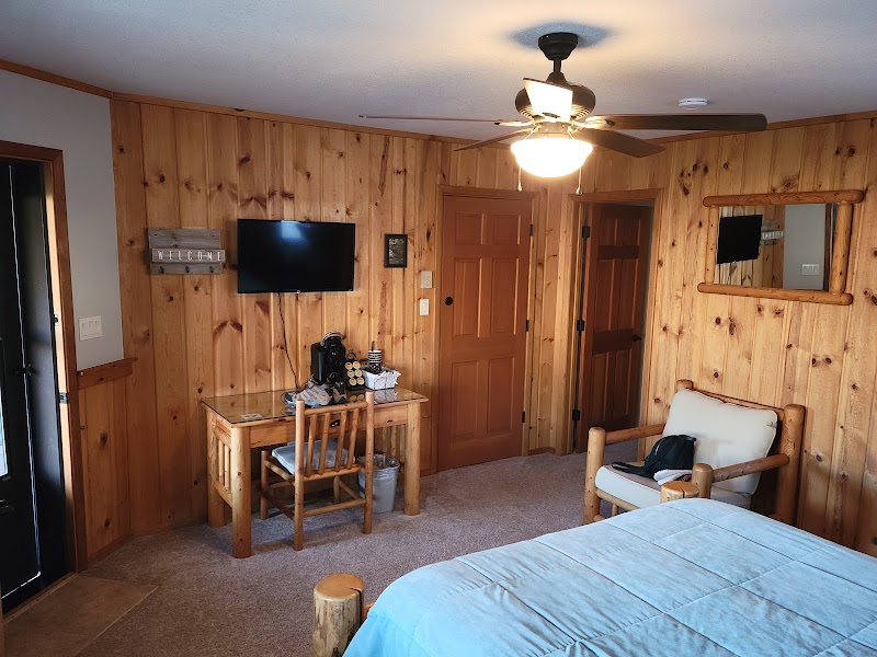 Twin Peaks Guest Ranch - Photo 6