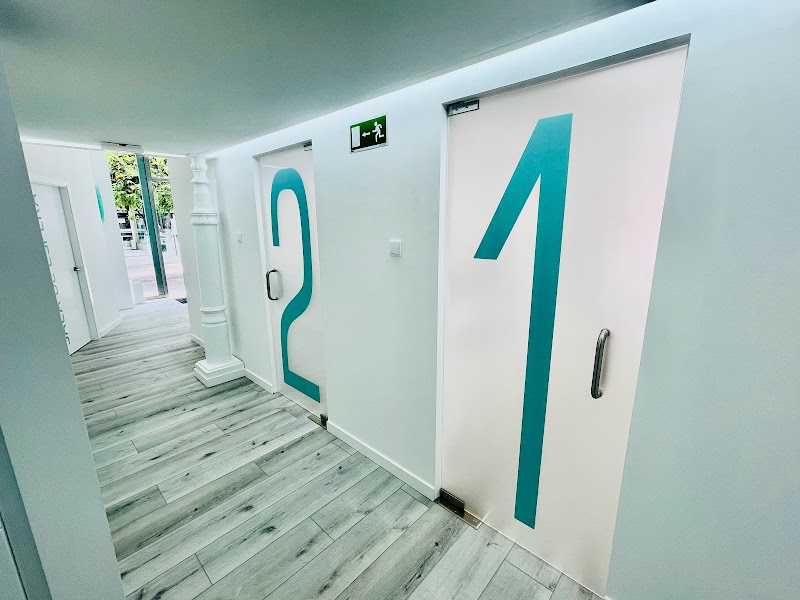 OM Clínica Dental photo 2