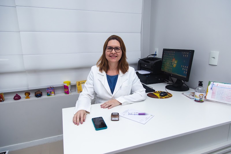 Foto de Dra. Helga Anna Loescher Abibe, Pediatra