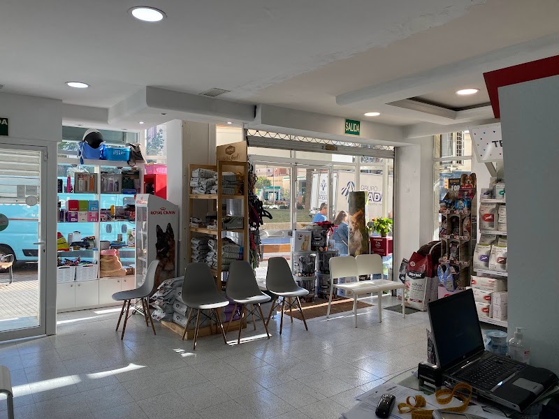 Clínica Veterinaria Uno Más