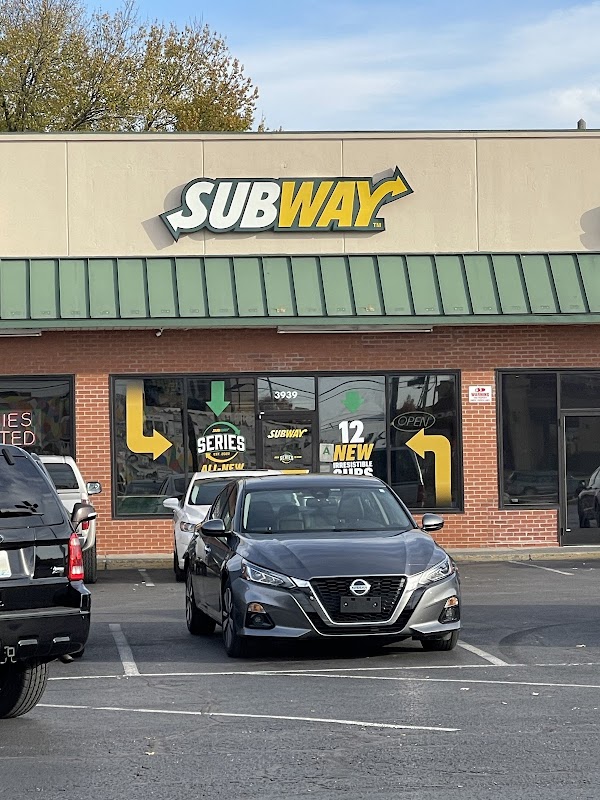 SUBWAY #12335 exterior