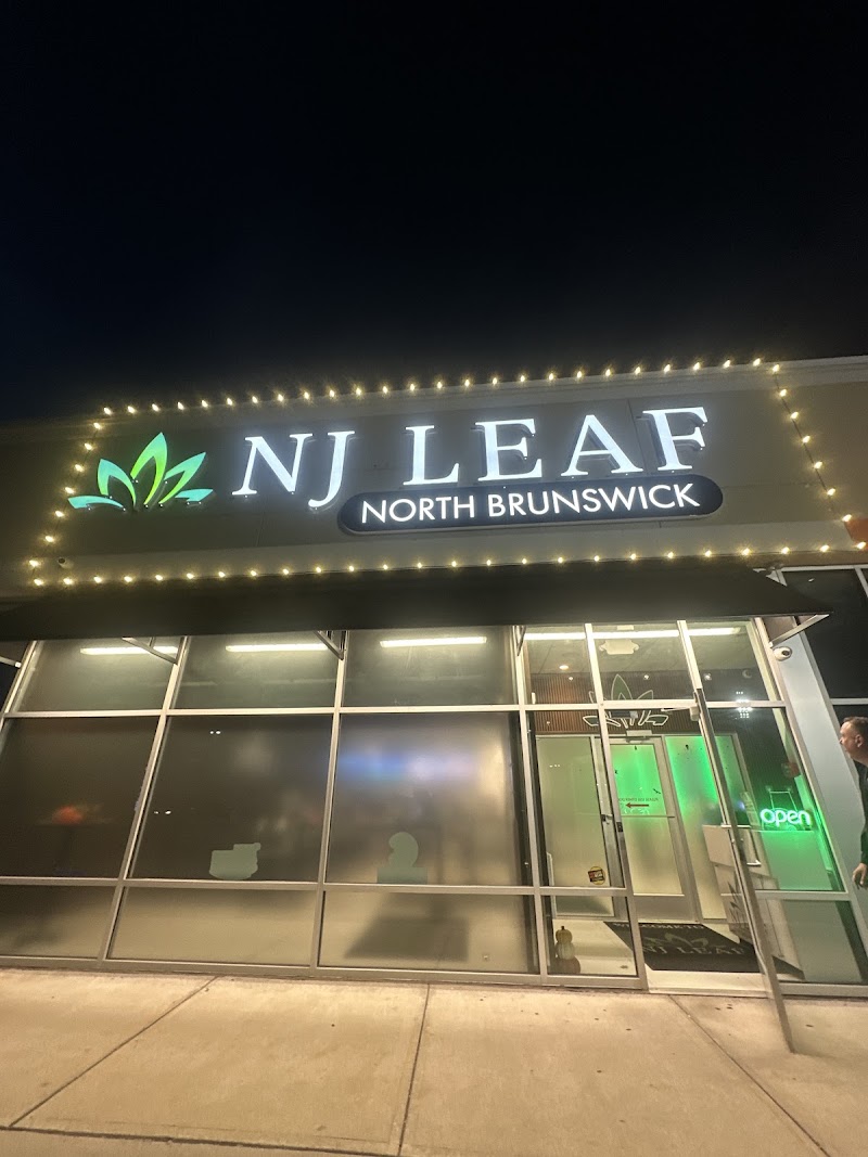 Video tour of NJ LEAF North Brunswick retail environment