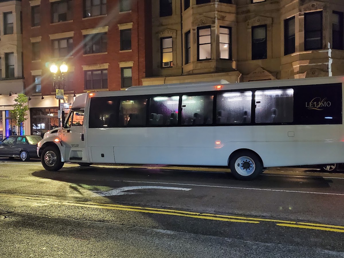 Le Limo: Google Places image 5