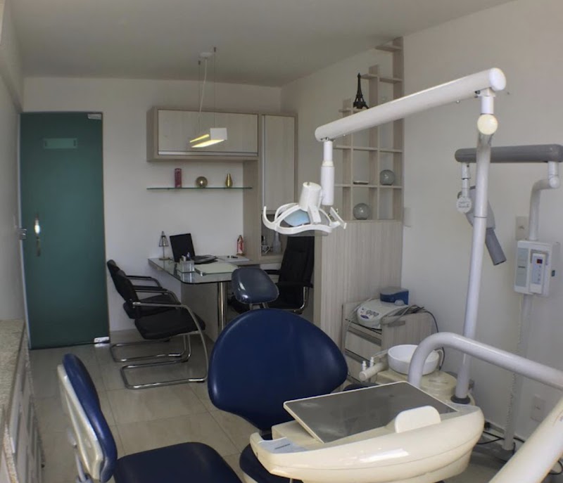 Dr. Anderson Idianin | Endodontista • Clínica Geral - foto 2