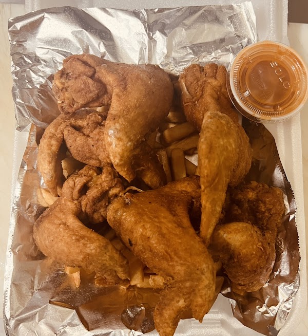 Photo by Louisville Pizza King