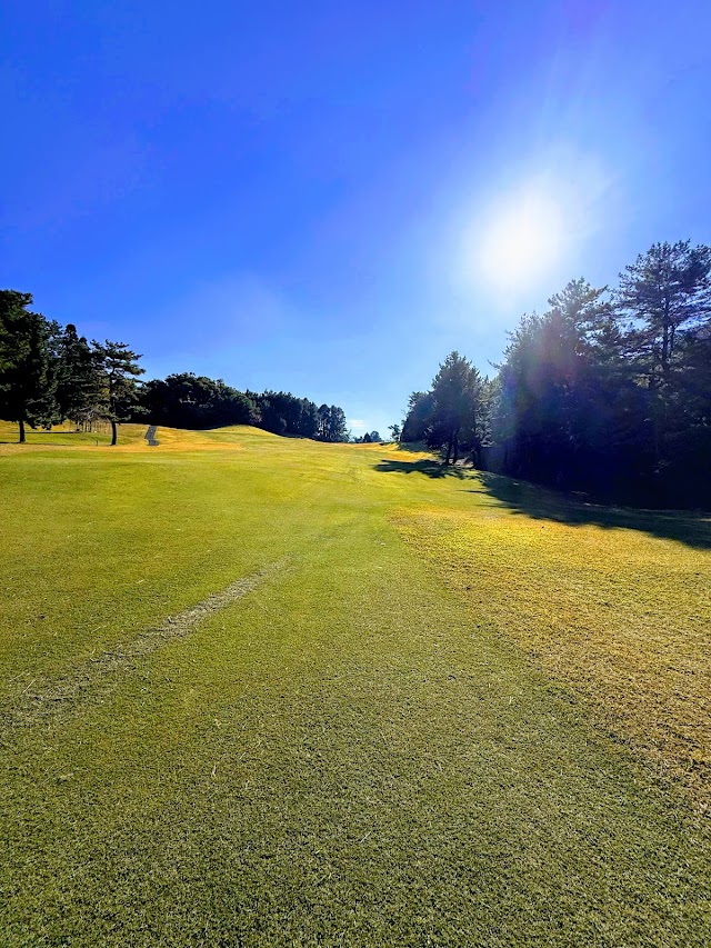 Hirakata Country Club - Photo 3
