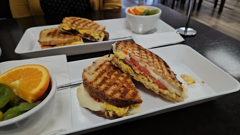 Russell's Cafe & Bakery photo 3