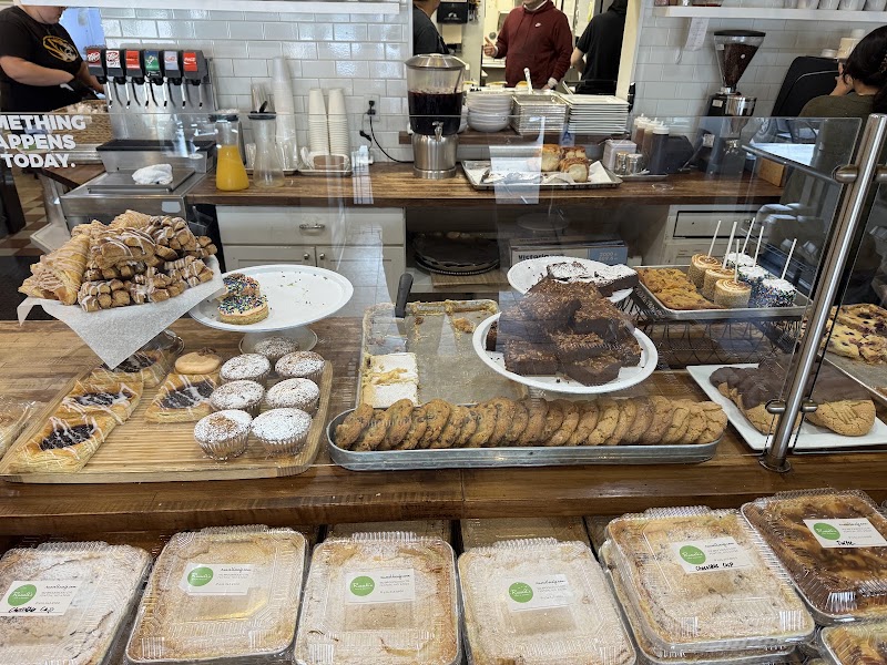 Russell's Cafe & Bakery photo 3