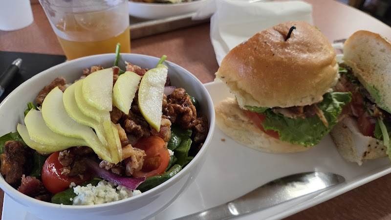 Russell's Cafe & Bakery photo 3