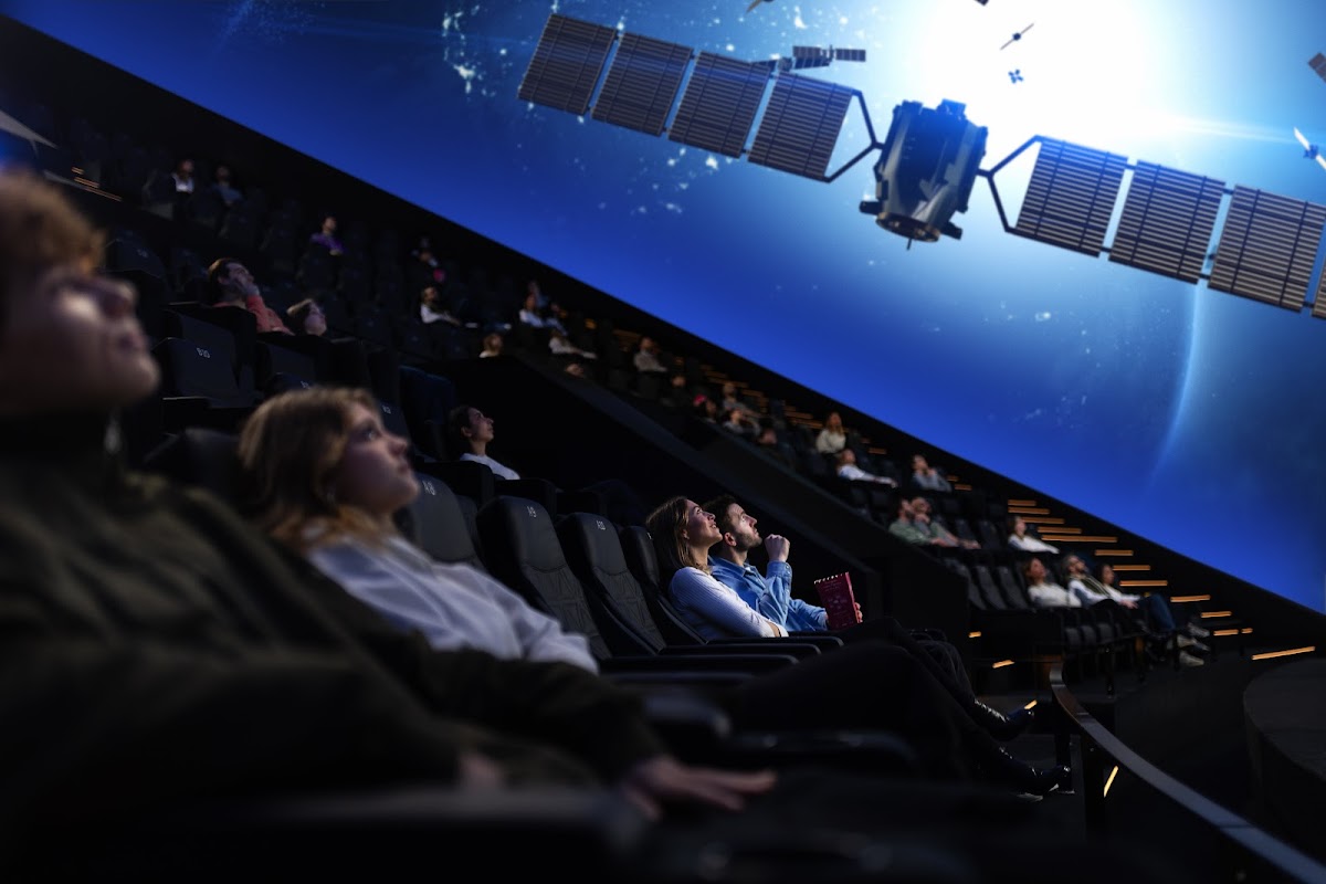 La Géode, vue extérieure