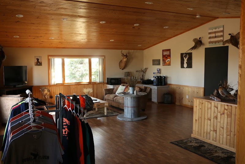 Royal Flush Hunting Lodge - Photo 3