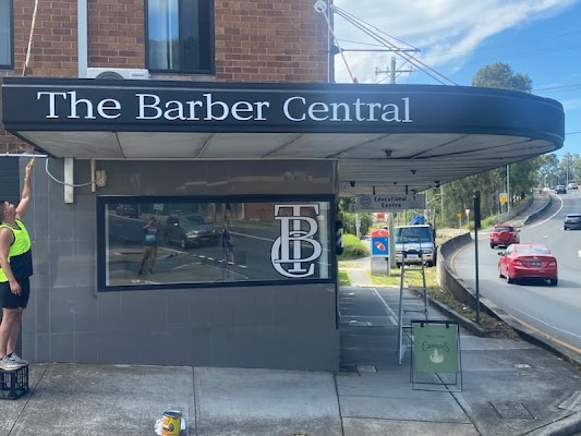 The Barber Central photo 2