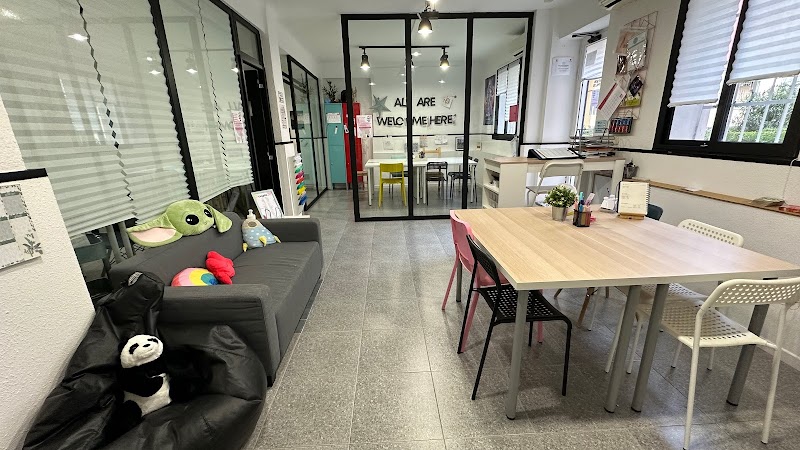 Academia Cogiendo Impulso