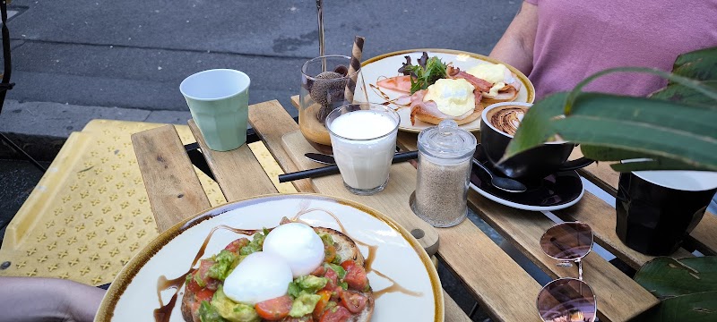 JOE BLACK CAFE photo 2