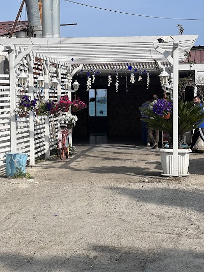 Mesut'un Yeri Balık Restaurant - Restoran
