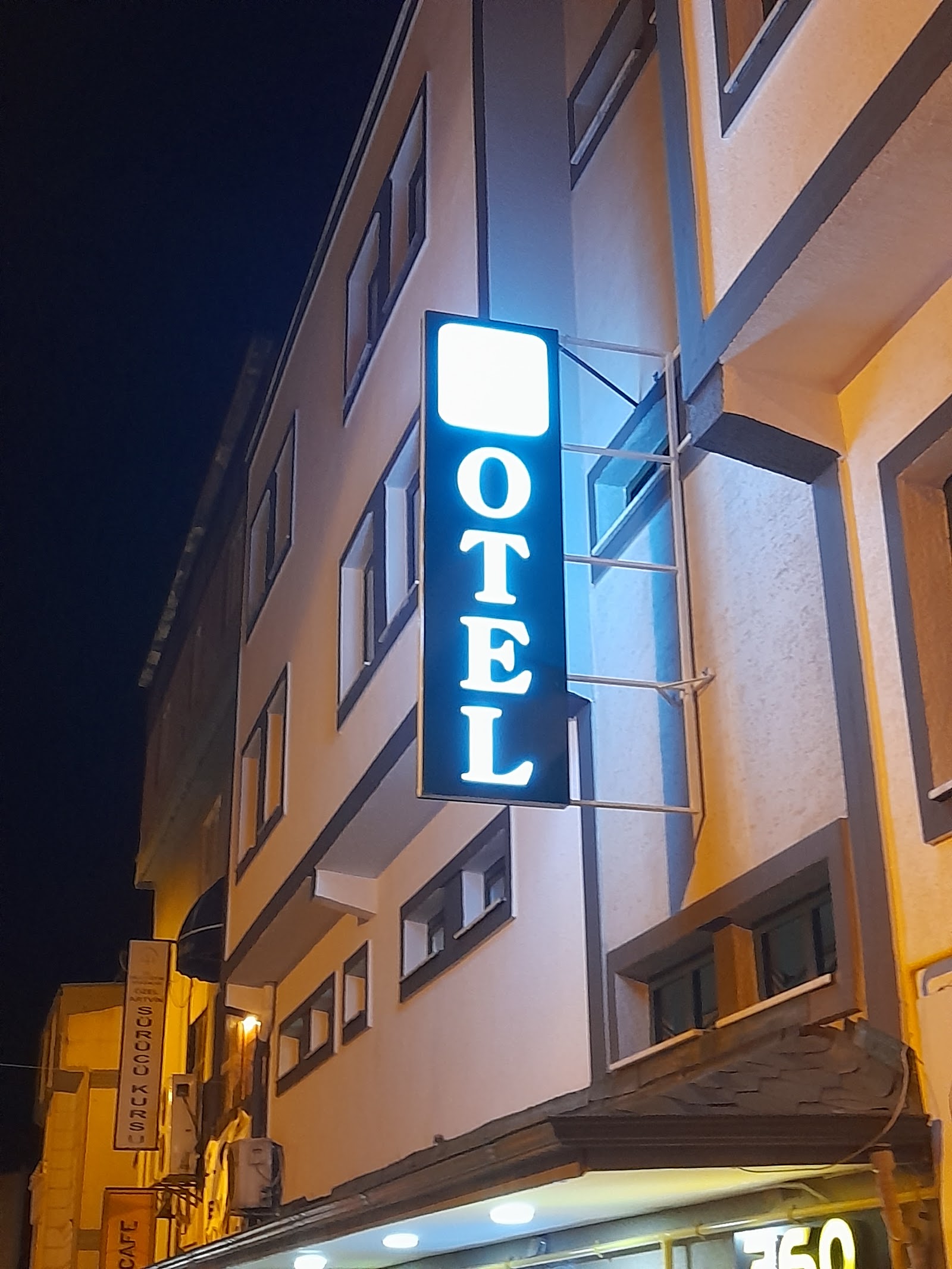 Huriye Ana Butik Otel mekanı
