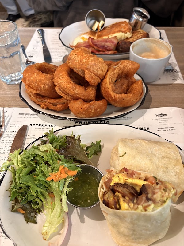 Phoenicia Diner photo 3