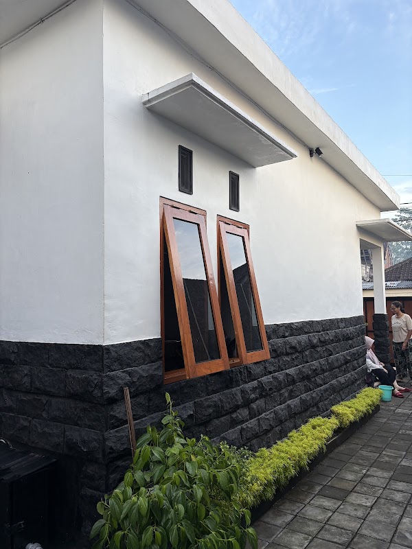KOS HAPPY HOME KEPANJEN