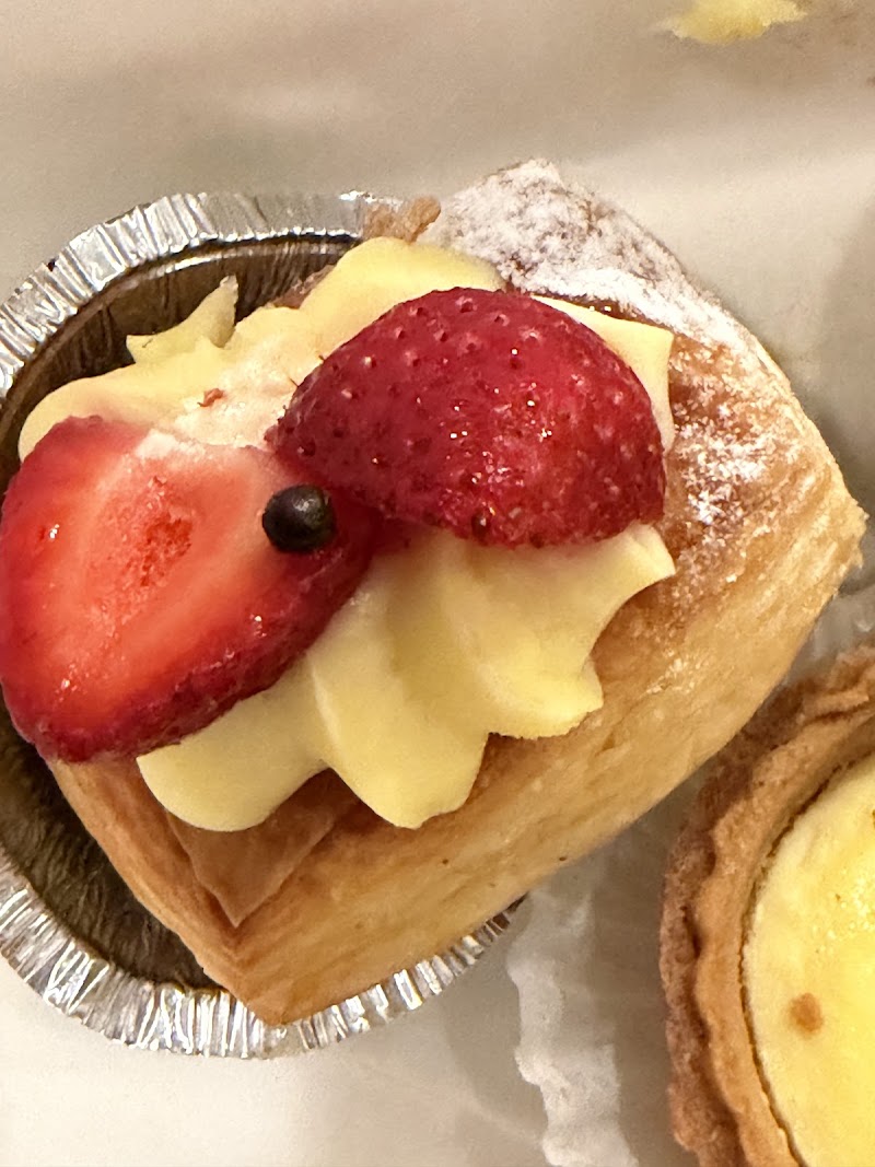 Paris Baguette photo 2