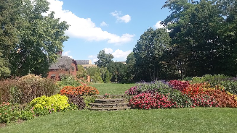 Big Red Barn photo 3