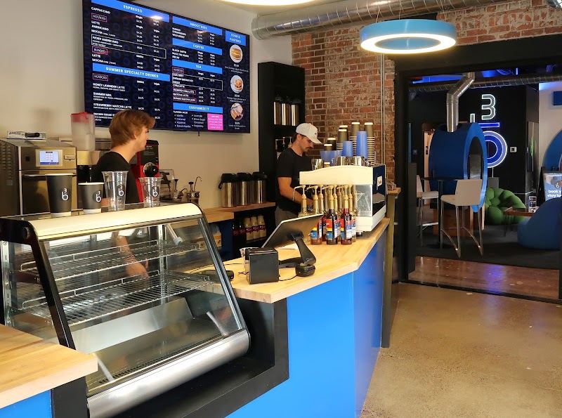 b3 cafe photo 3