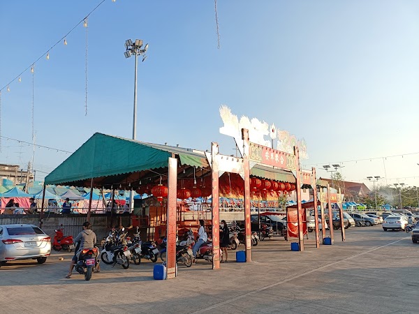 ตลาดมังกร-ถนนคนเดินโพธาราม Dragon Market - Photharam Walking Street